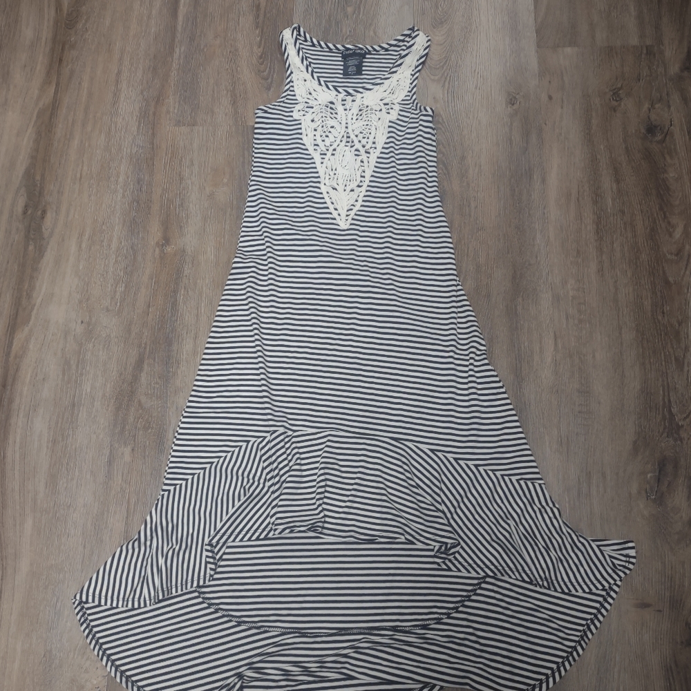Paper Doll High-Low Dress - Picture 2 of 4